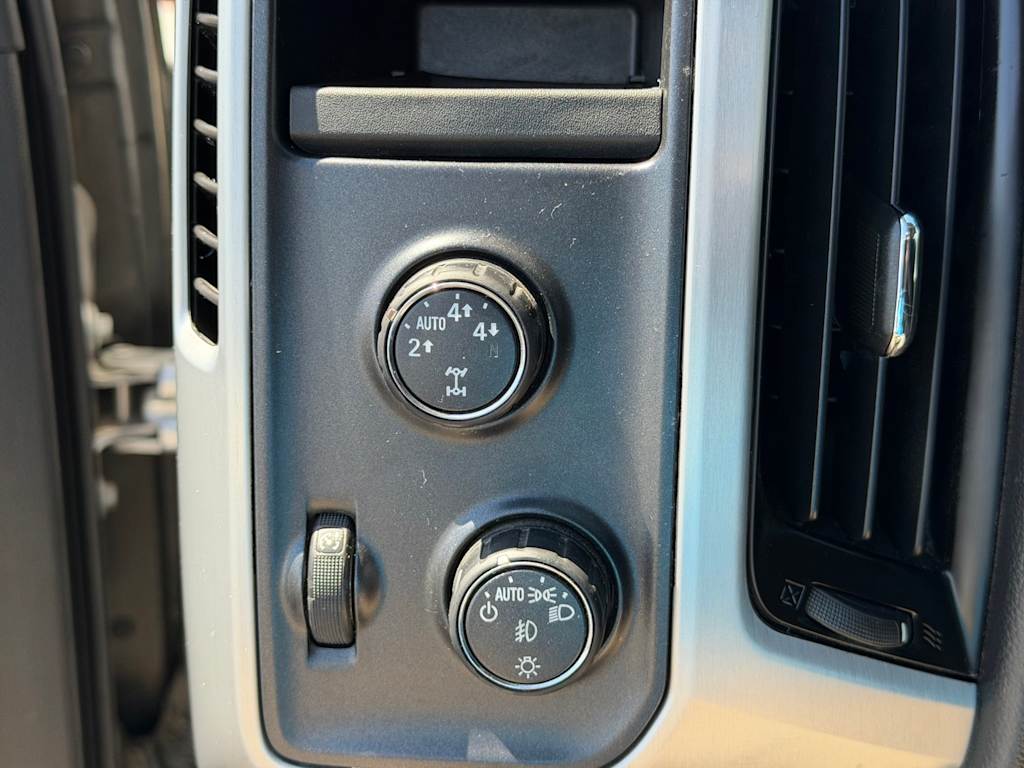 Thumbnail: 2015 GMC Sierra 1500 - 33