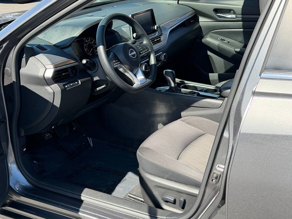 Thumbnail: 2024 Nissan Altima - 9