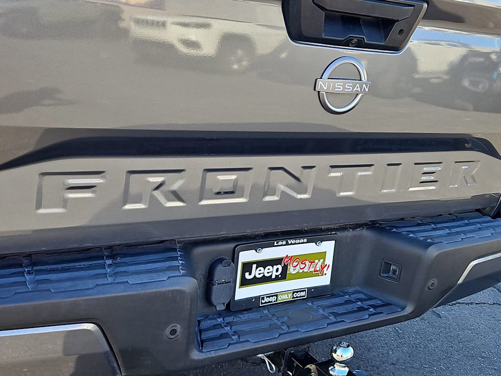 Thumbnail: 2022 Nissan Frontier - 26