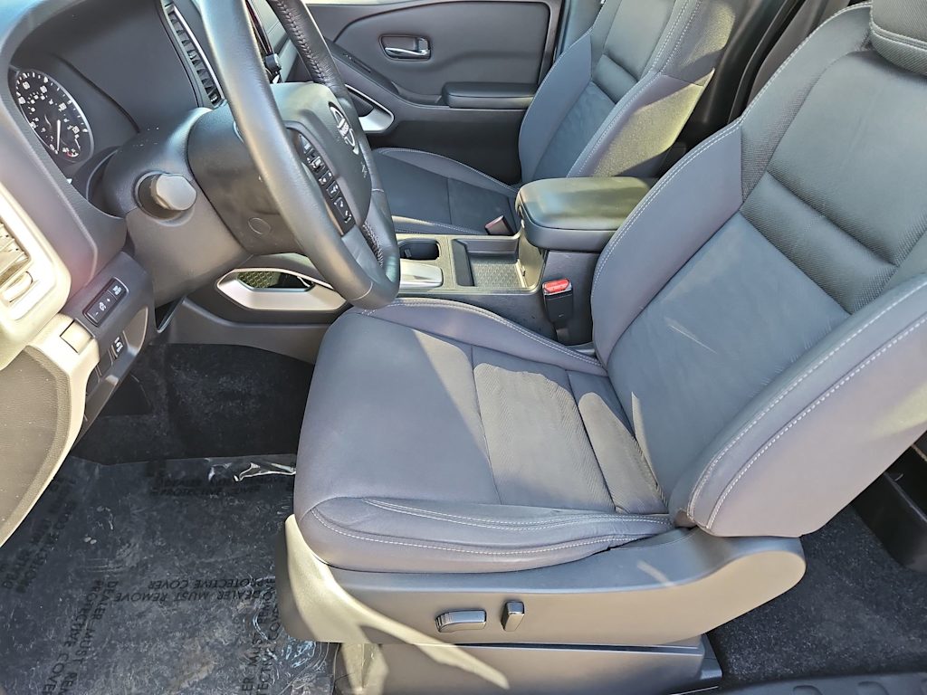 Thumbnail: 2022 Nissan Frontier - 11