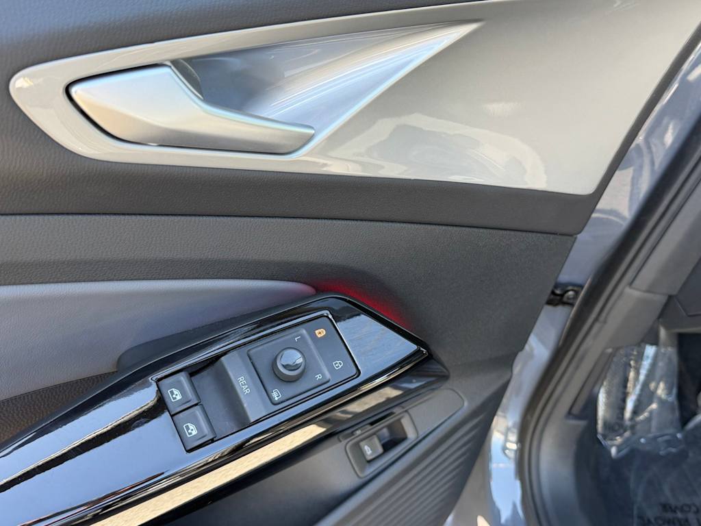 Thumbnail: 2023 Volkswagen ID.4 - 20