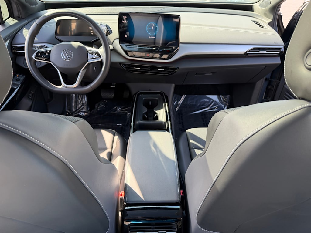 Thumbnail: 2023 Volkswagen ID.4 - 2