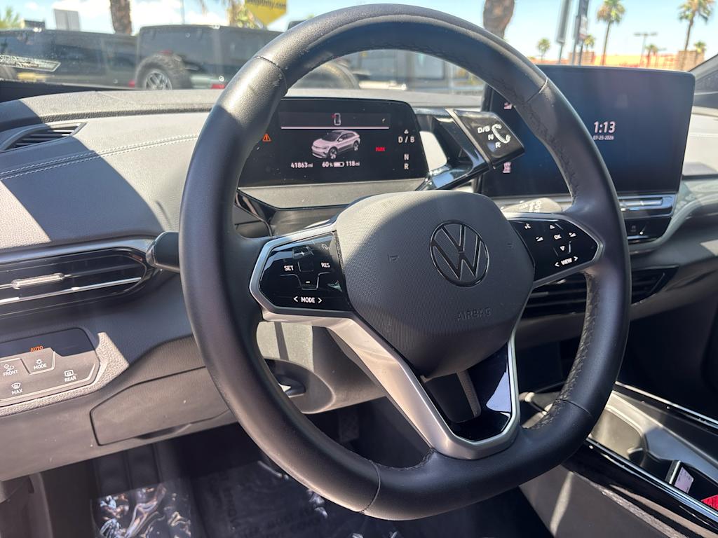 Thumbnail: 2023 Volkswagen ID.4 - 2