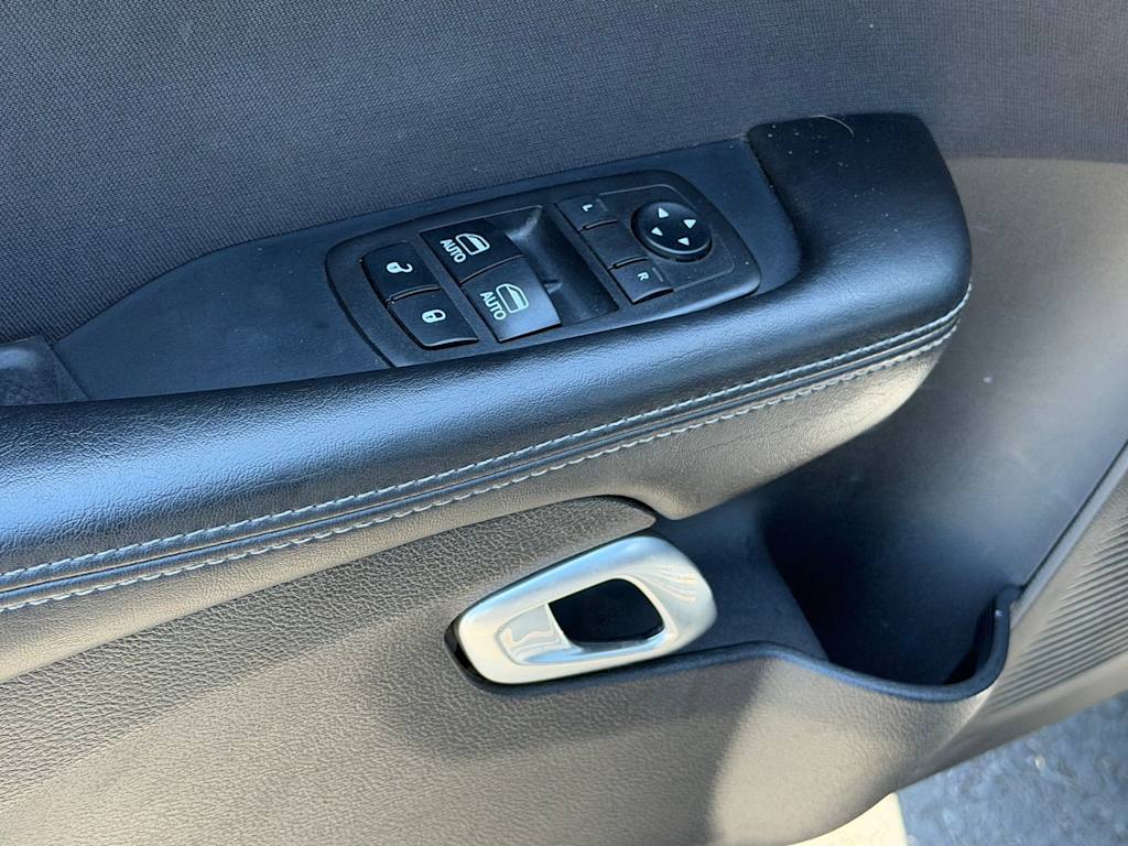 Thumbnail: 2019 Dodge Challenger - 21