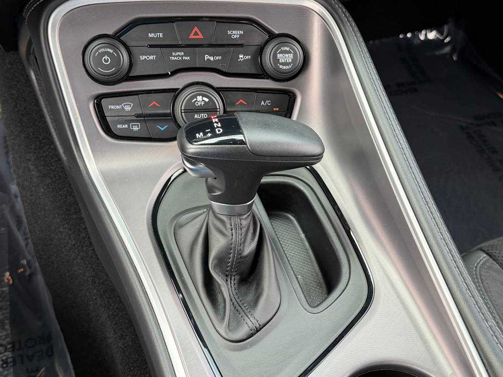 Thumbnail: 2022 Dodge Challenger - 13