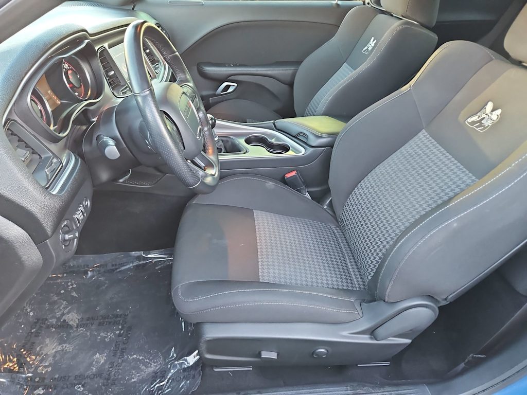 Thumbnail: 2022 Dodge Challenger - 10