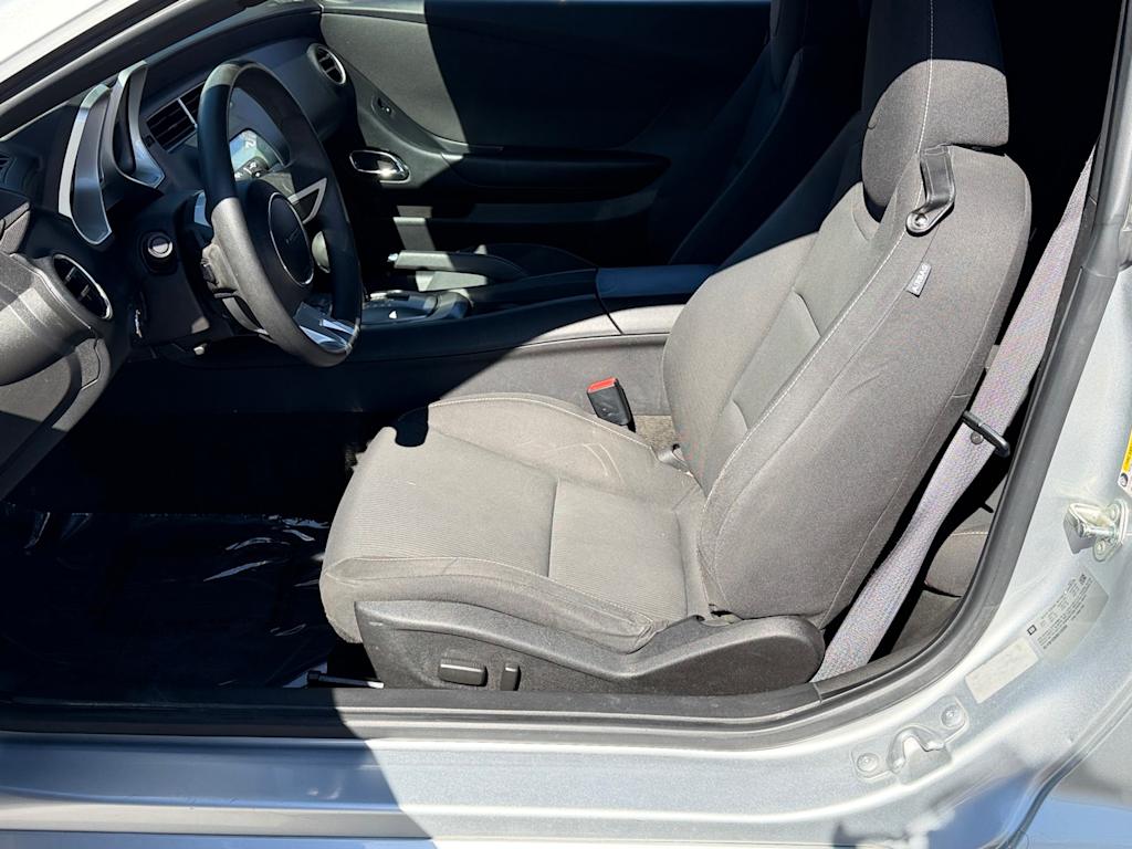Thumbnail: 2011 Chevrolet Camaro - 10