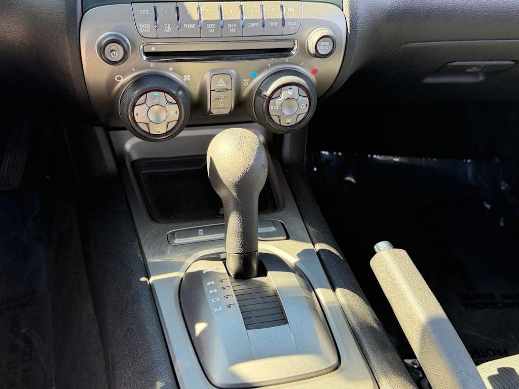 Thumbnail: 2011 Chevrolet Camaro - 13