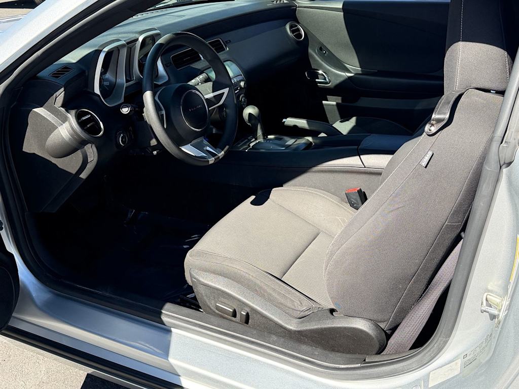 Thumbnail: 2011 Chevrolet Camaro - 9
