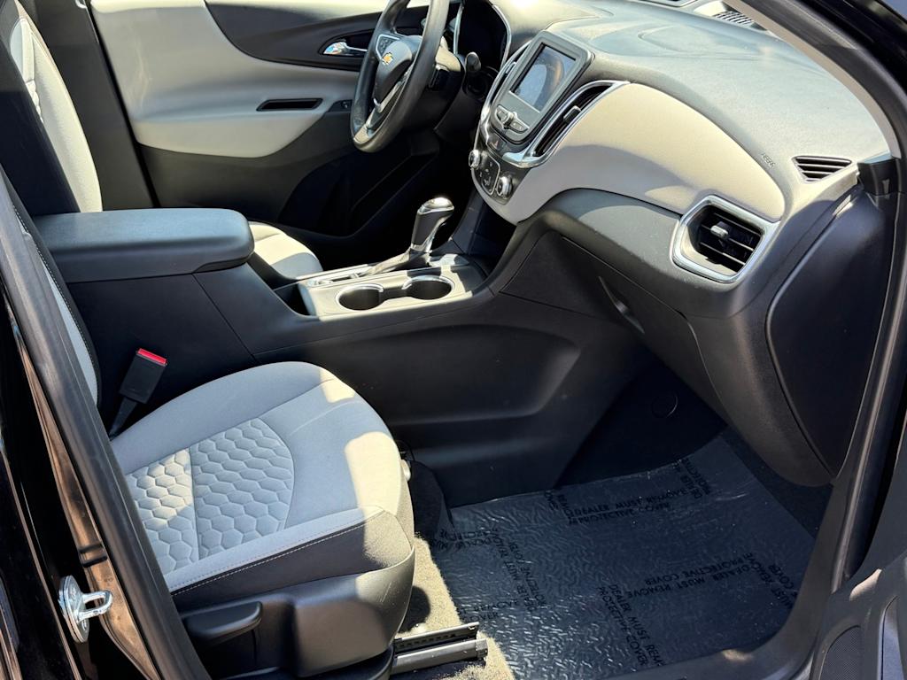Thumbnail: 2020 Chevrolet Equinox - 28