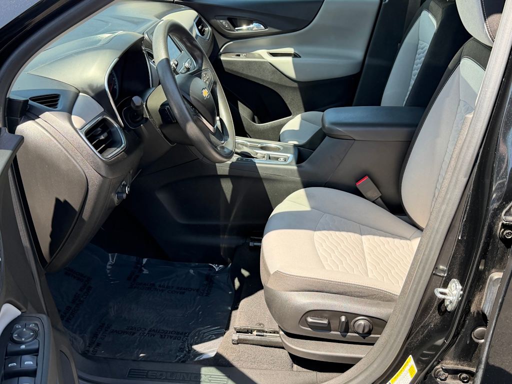 Thumbnail: 2020 Chevrolet Equinox - 10
