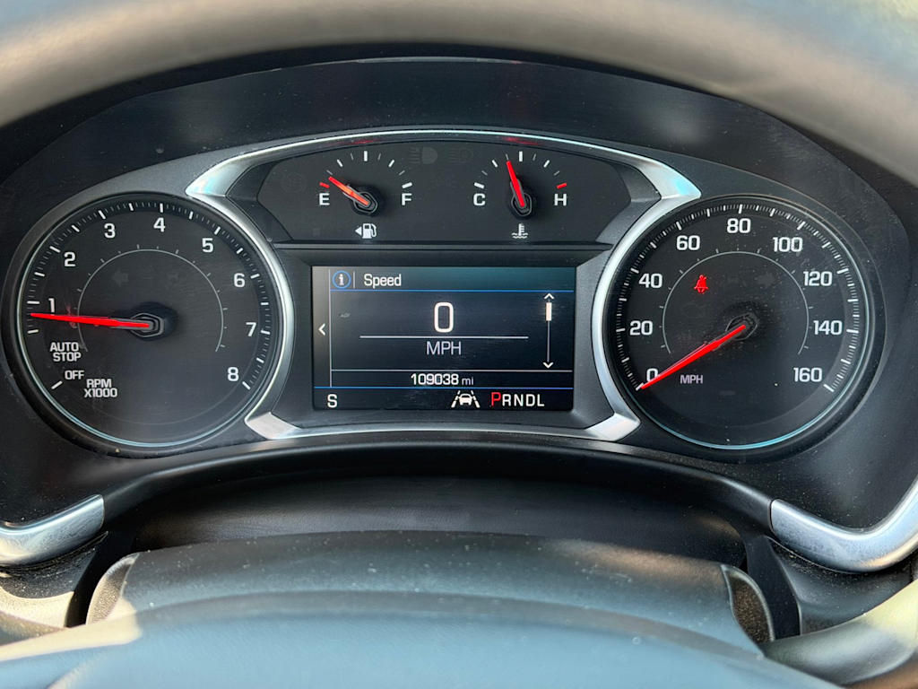 Thumbnail: 2021 Chevrolet Equinox - 15