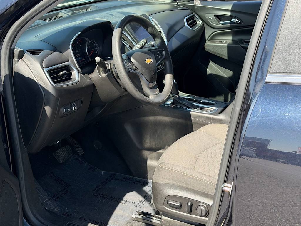 Thumbnail: 2021 Chevrolet Equinox - 10