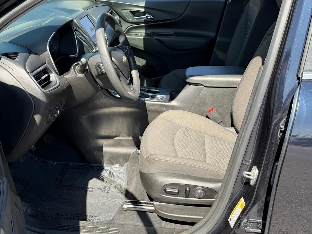 Thumbnail: 2021 Chevrolet Equinox - 11