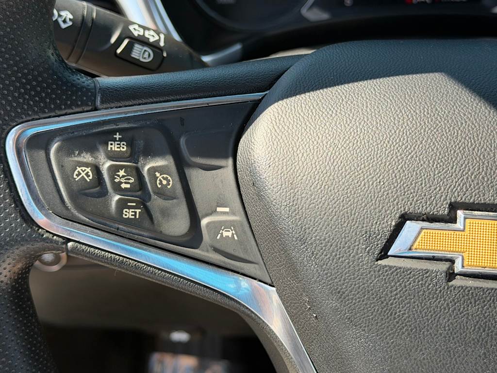 Thumbnail: 2021 Chevrolet Equinox - 24