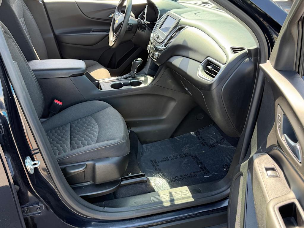 Thumbnail: 2021 Chevrolet Equinox - 30