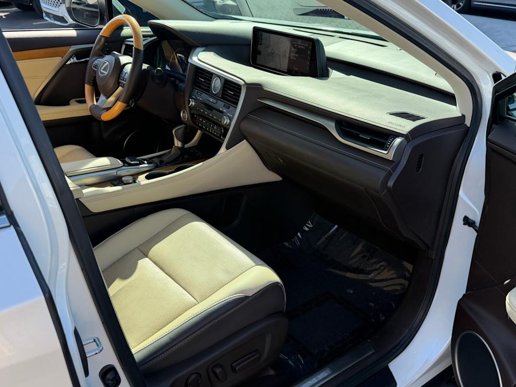 Thumbnail: 2017 Lexus RX - 10
