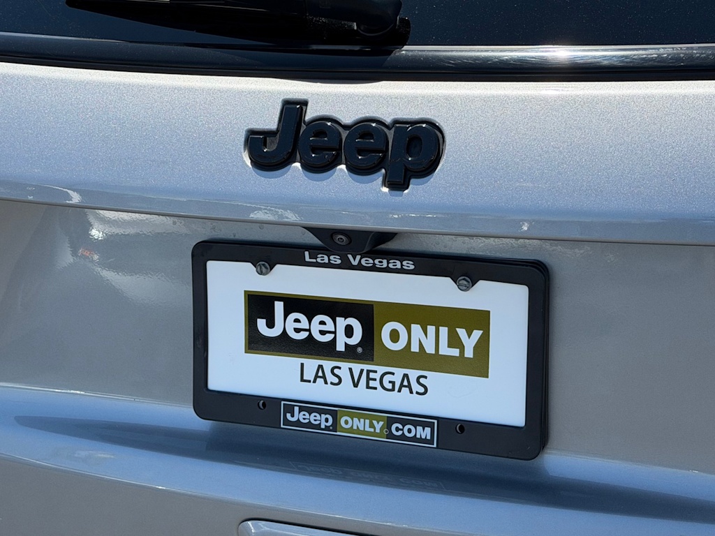 Thumbnail: 2022 Jeep Compass - 7