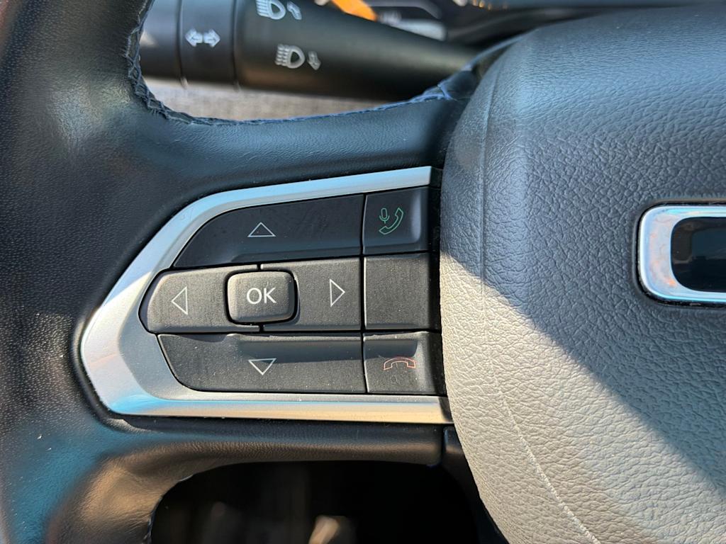 Thumbnail: 2022 Jeep Compass - 24