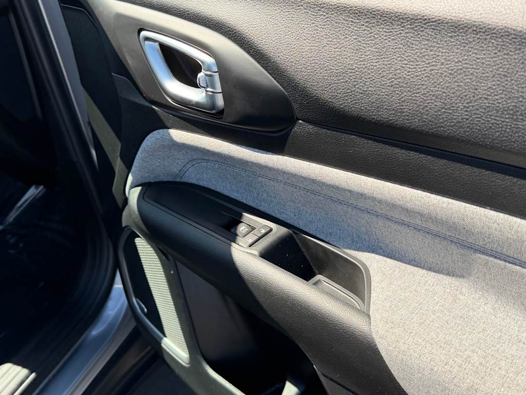 Thumbnail: 2022 Jeep Compass - 33