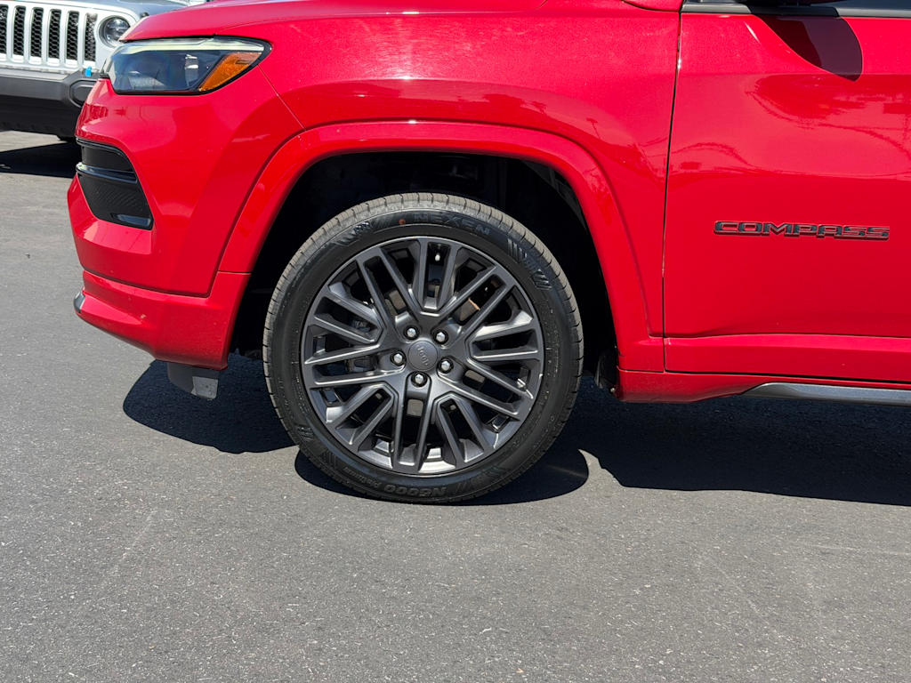 Thumbnail: 2022 Jeep Compass - 8