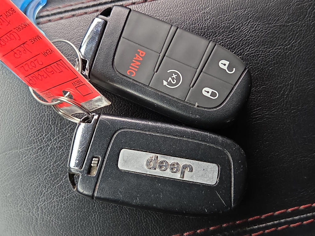 Thumbnail: 2022 Jeep Compass - 18