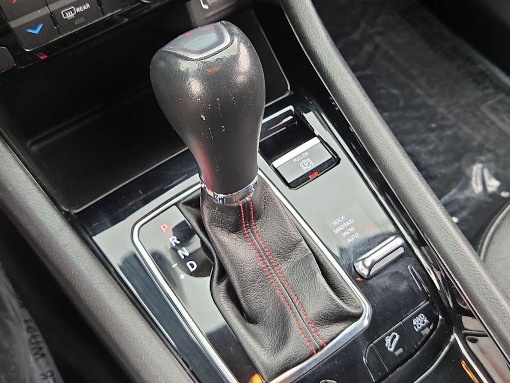 Thumbnail: 2022 Jeep Compass - 16