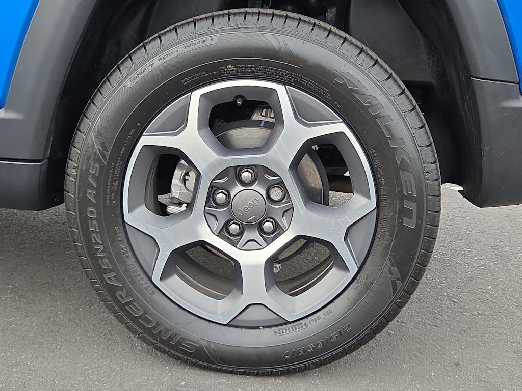 Thumbnail: 2022 Jeep Compass - 8