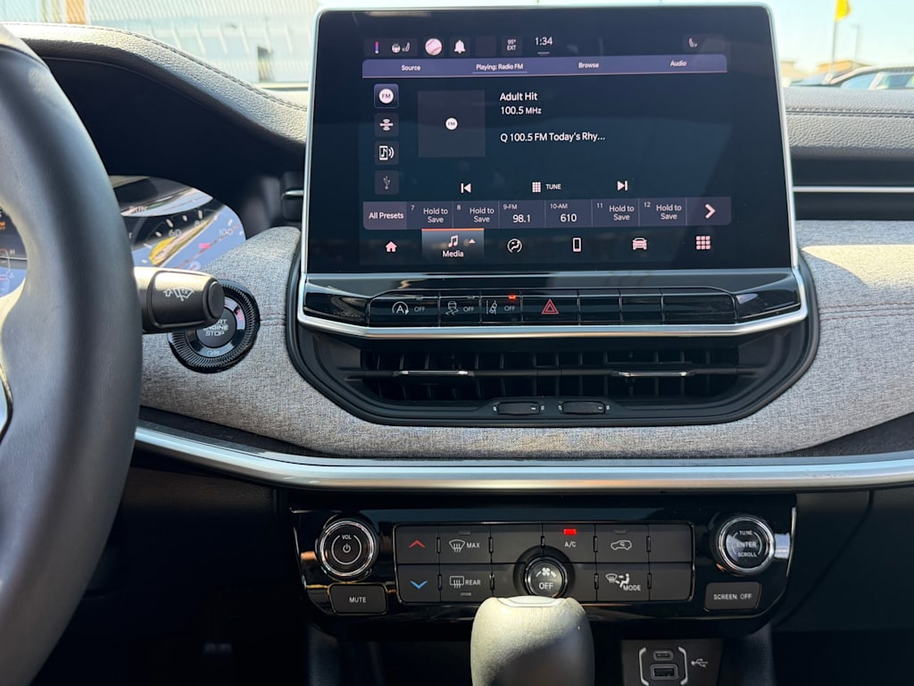 Thumbnail: 2023 Jeep Compass - 26