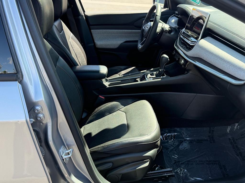 Thumbnail: 2023 Jeep Compass - 31