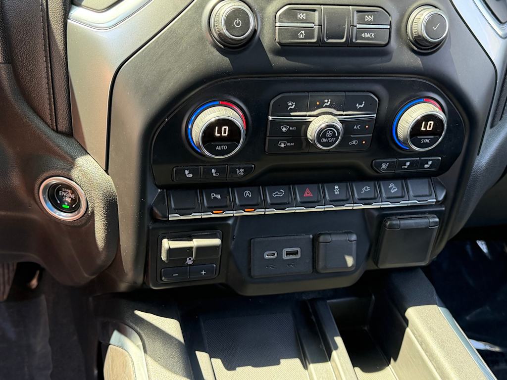 Thumbnail: 2019 Chevrolet Silverado 1500 - 24