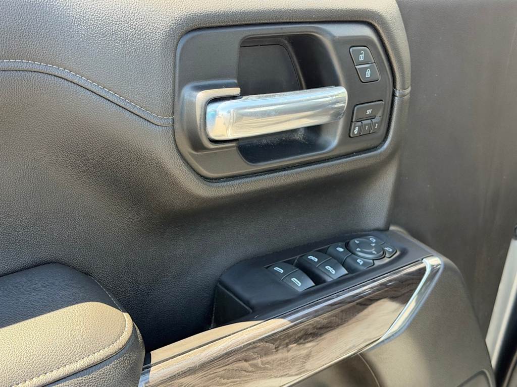 Thumbnail: 2019 Chevrolet Silverado 1500 - 20