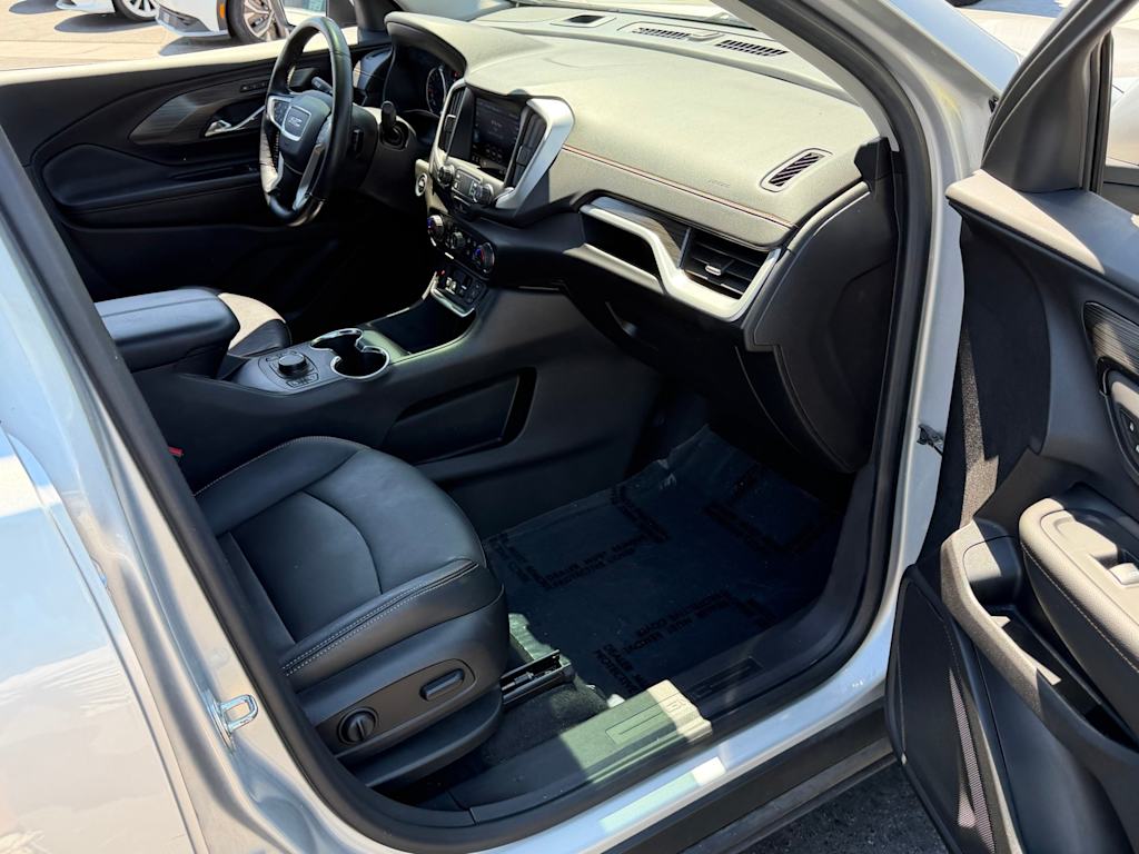 Thumbnail: 2019 GMC Terrain - 31