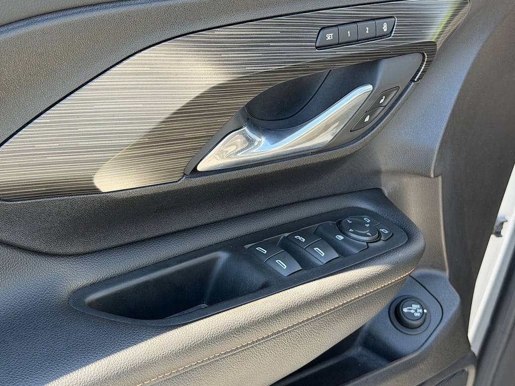Thumbnail: 2019 GMC Terrain - 21
