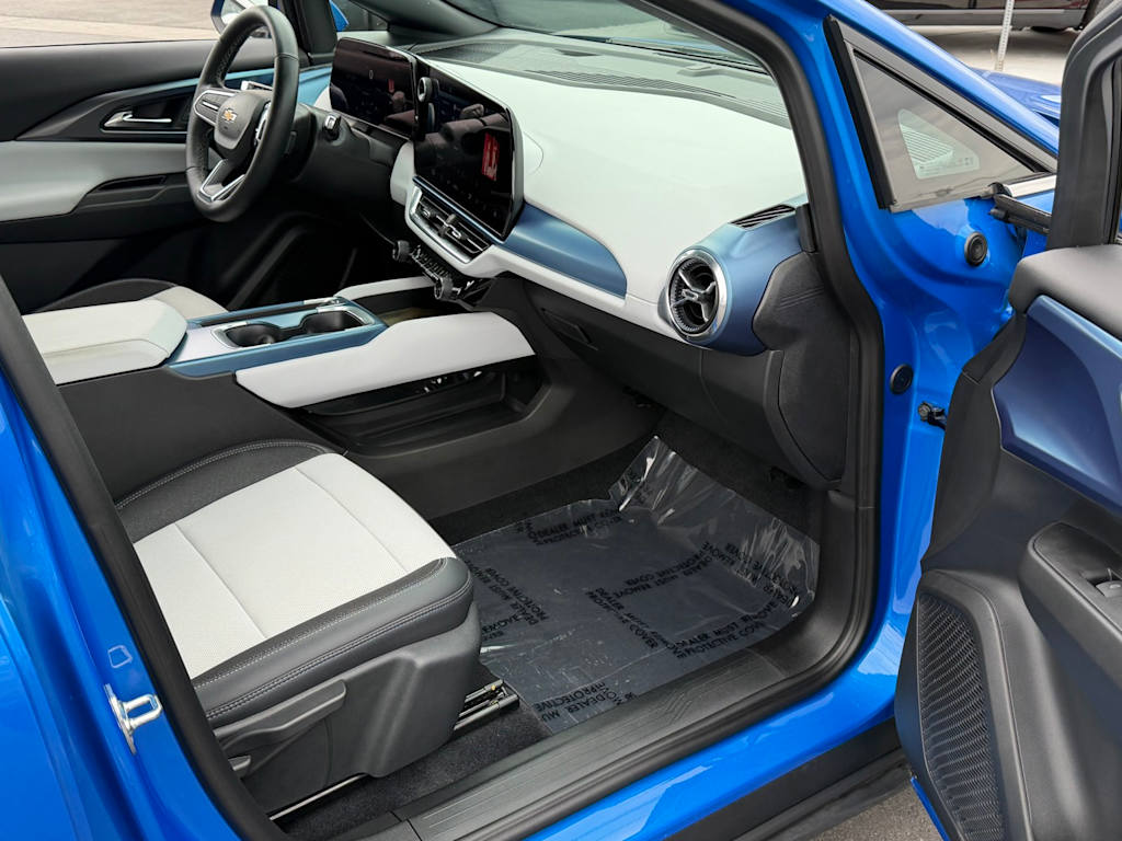 Thumbnail: 2024 Chevrolet Equinox - 30