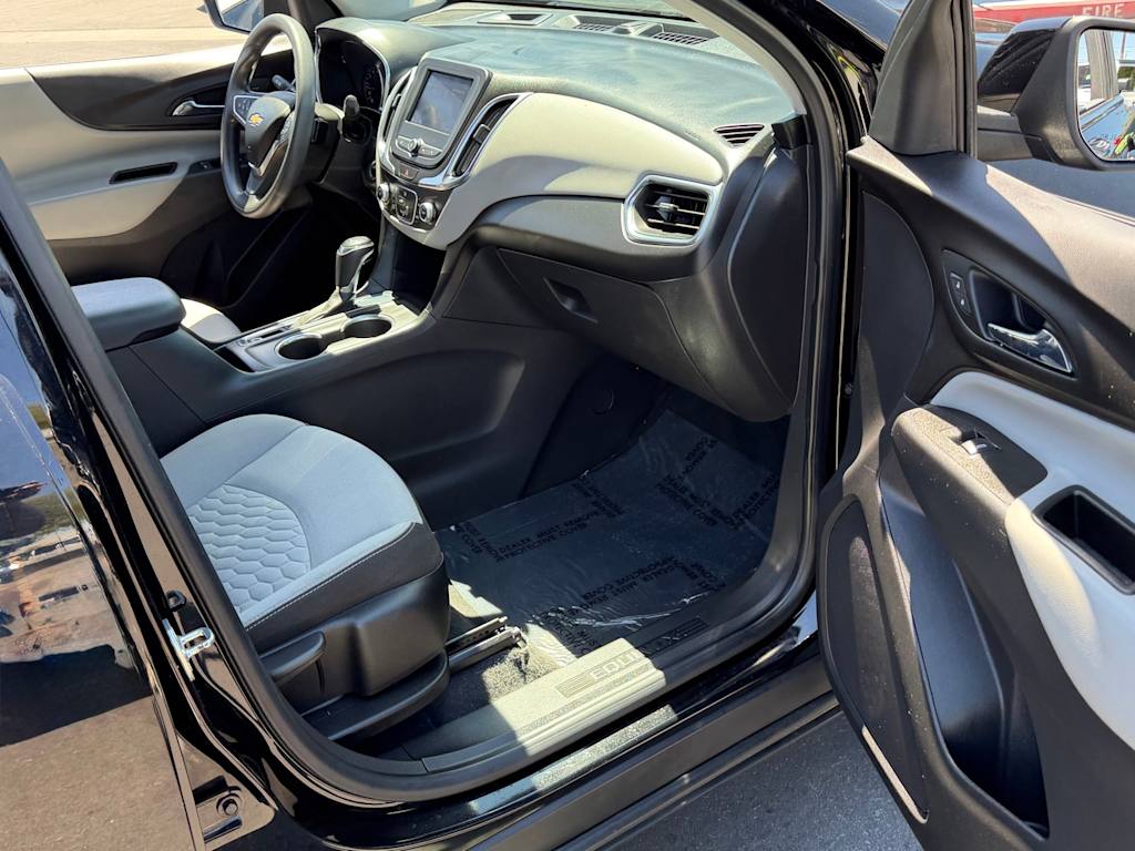 Thumbnail: 2021 Chevrolet Equinox - 29