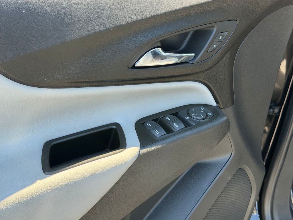Thumbnail: 2021 Chevrolet Equinox - 22