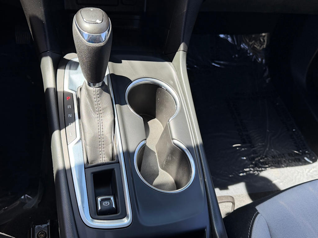 Thumbnail: 2021 Chevrolet Equinox - 14