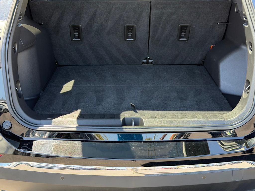 Thumbnail: 2021 Chevrolet Equinox - 16