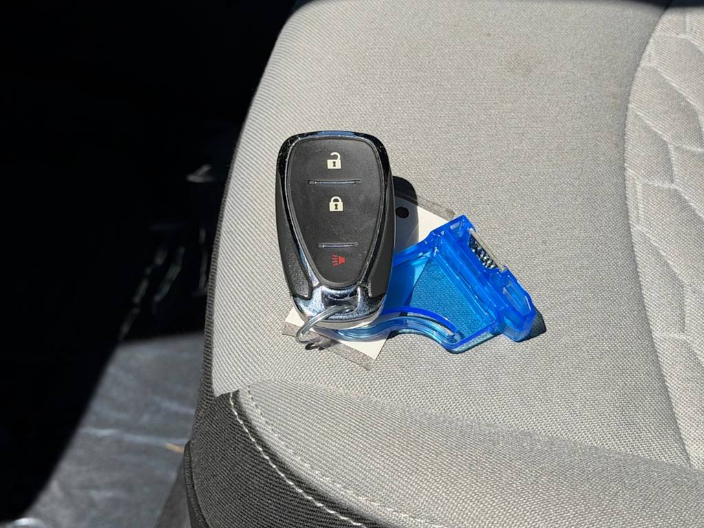 Thumbnail: 2021 Chevrolet Equinox - 17