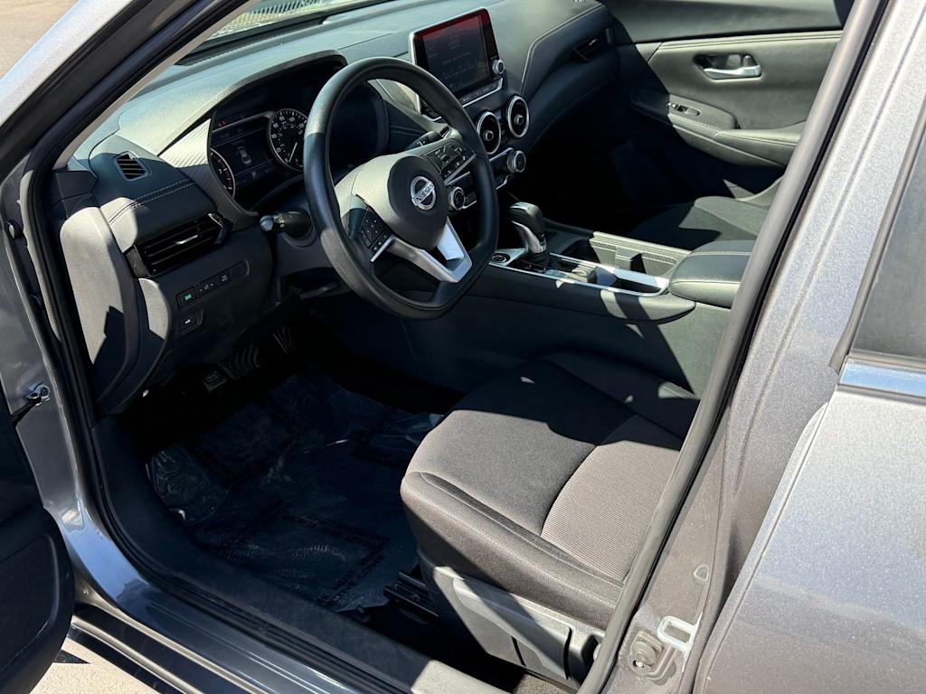 Thumbnail: 2023 Nissan Sentra - 10