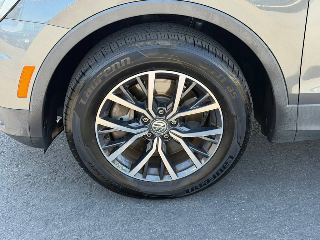Thumbnail: 2020 Volkswagen Tiguan - 8