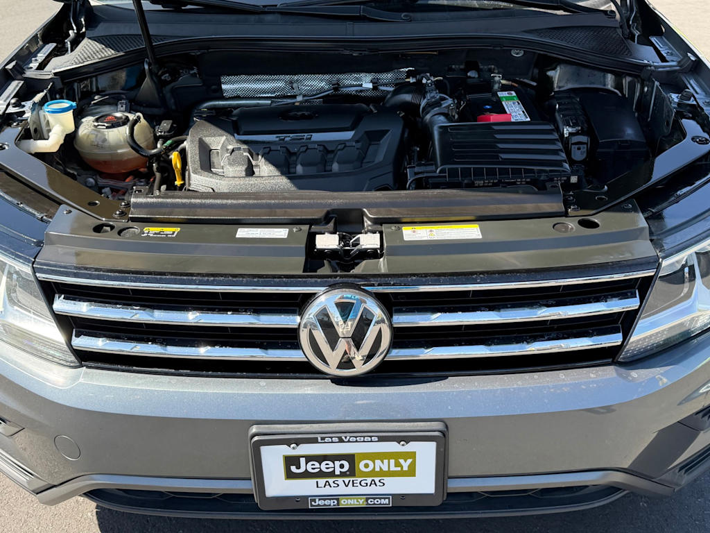 Thumbnail: 2020 Volkswagen Tiguan - 9