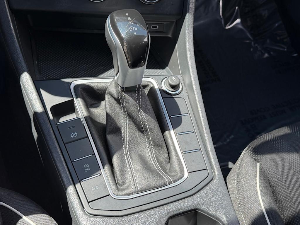 Thumbnail: 2024 Volkswagen Jetta - 14