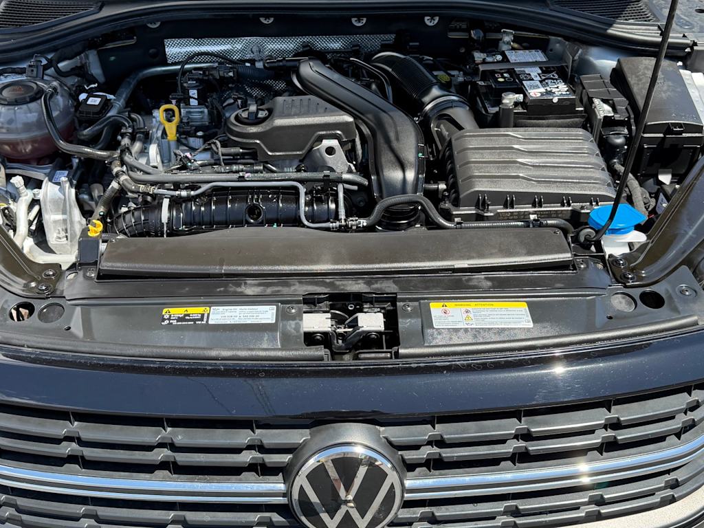 Thumbnail: 2024 Volkswagen Jetta - 9