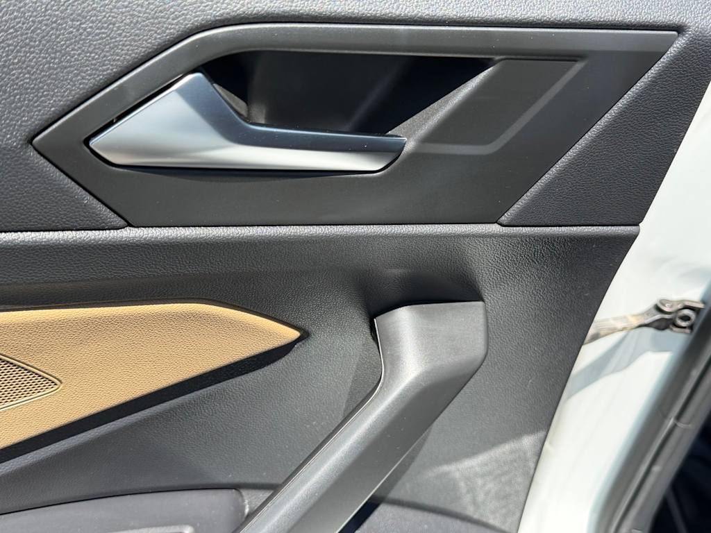 Thumbnail: 2019 Volkswagen Jetta - 28