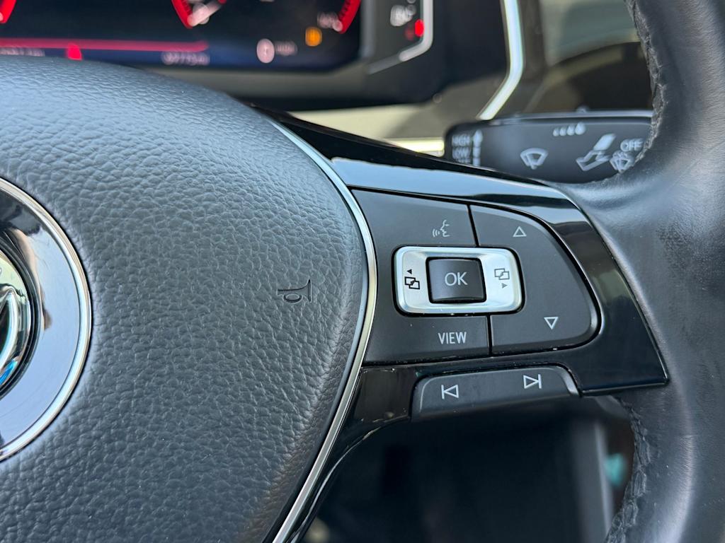 Thumbnail: 2019 Volkswagen Jetta - 25