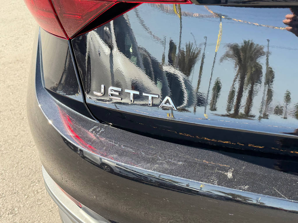 Thumbnail: 2023 Volkswagen Jetta - 7