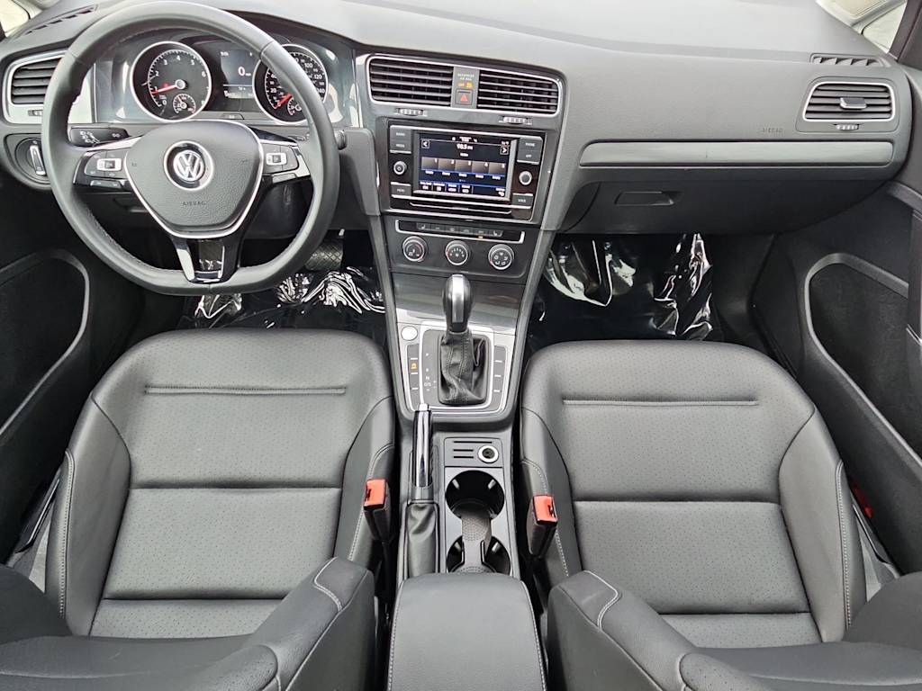 Thumbnail: 2021 Volkswagen Golf - 10