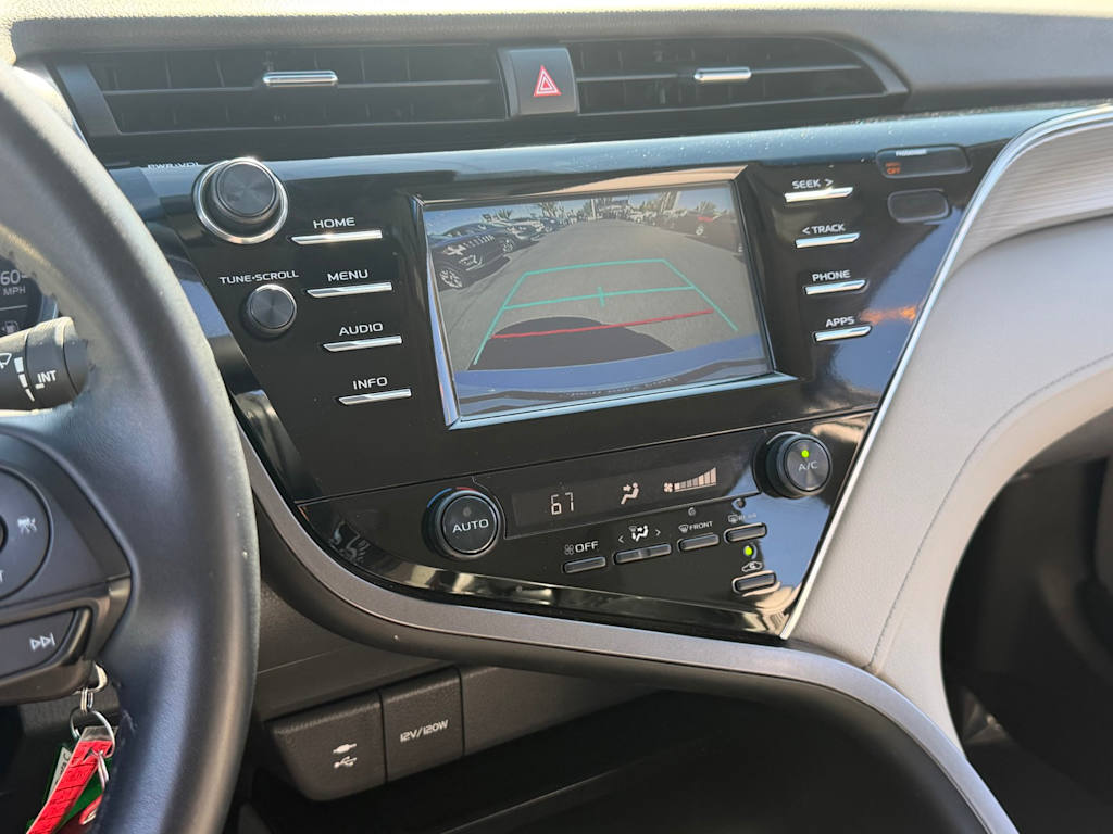 Thumbnail: 2018 Toyota Camry - 13